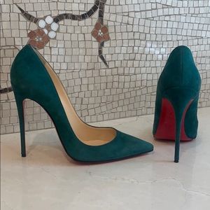 Louboutin So Kate’s forest suede 40.5